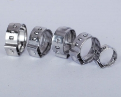 Stainless steel one ear swivel pinch clamp
